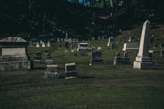Photo cemetery history